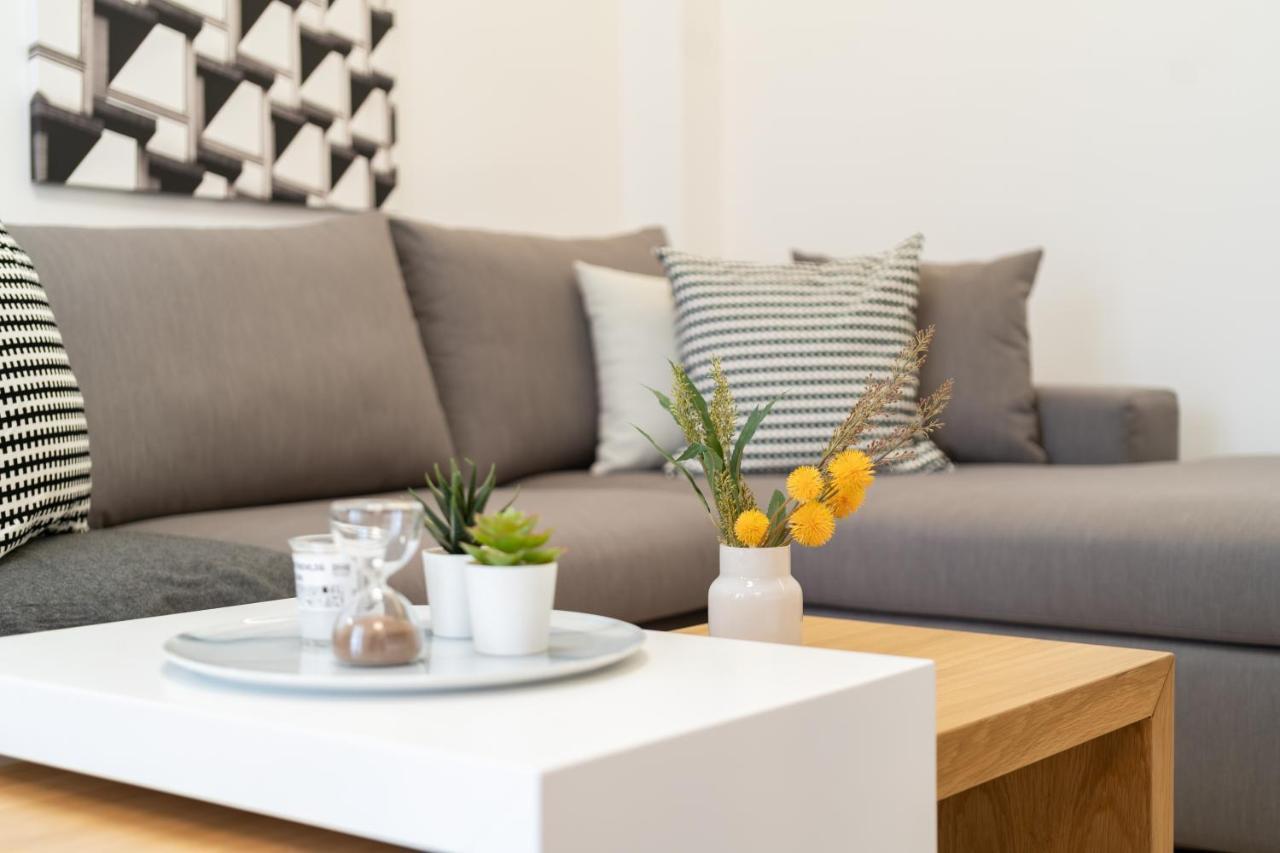 Pagrati's best apartment Athena Bagian luar foto