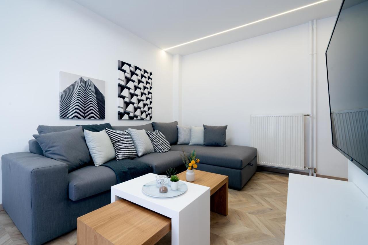Pagrati's best apartment Athena Bagian luar foto